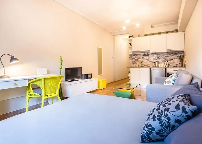 Unlock Athens From Sunny Studio Near Acropolis